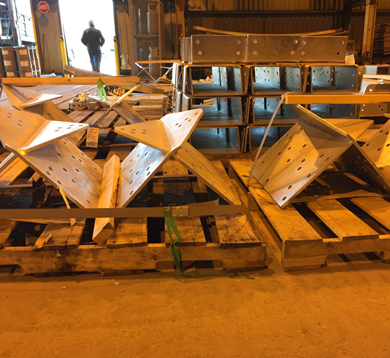 Produits d'acier galvanisé pour les pylônes